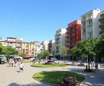 Praça Letícia Cabral